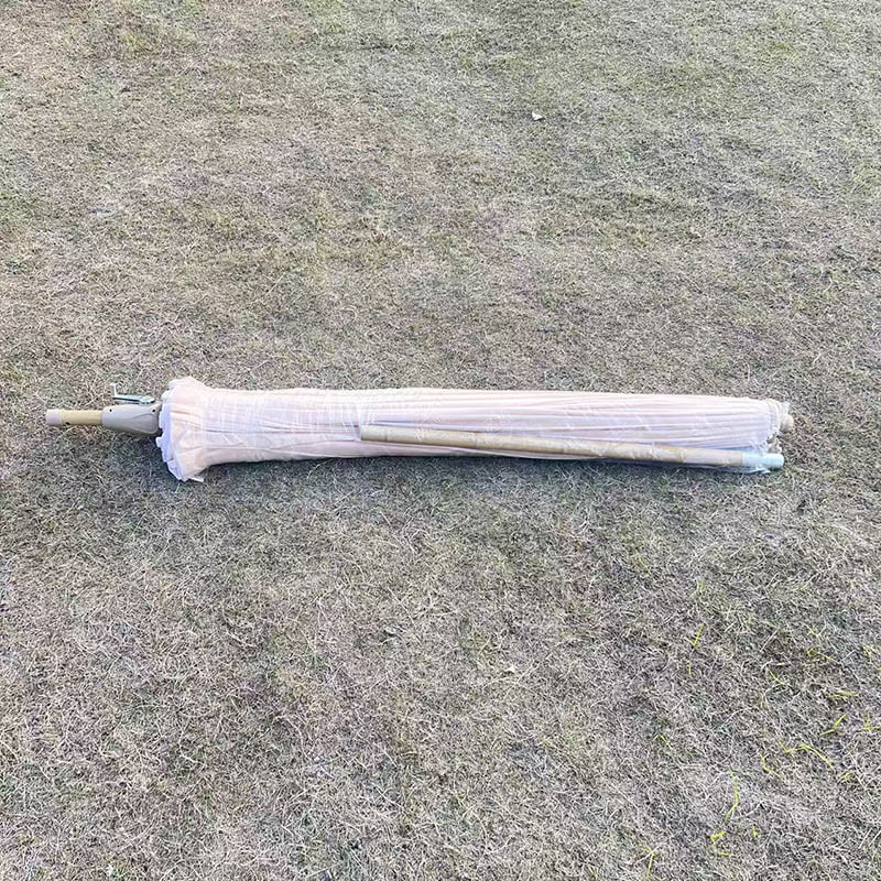 2.8M হ্যান্ড-ক্র্যাঙ্কড ল্যান্ডস্কেপ ছাতা